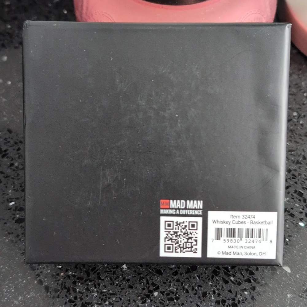 Mad Man Whiskey Cubes - Picture 2 of 4